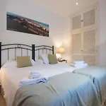Apartamento Con Encanto En Patio Sevillano