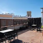 Apartamento Con Encanto En Patio Sevillano