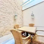 Click Triana - Patio Privado