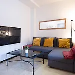 Apartamento Con Encanto En Patio Sevillano