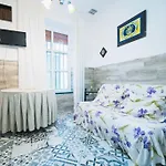 Apartamento En El Barrio De San Lorenzo, Junto A La Basilica Del Gran Poder
