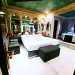 Hostal Avenida Andalucia - Solo Adultos