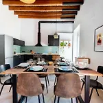Lope de Vega Cozy Apartment