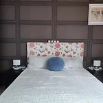 La Casa De San Agustin