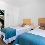 Santa Barbara Central Suites, Sevilla
