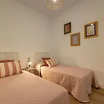 Cathedral Apartment Welcome Wheelchairs 6 Pax