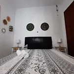 Budget & Lovely Rooms Las Setas