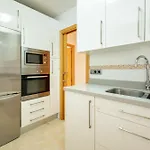 Charming 3 Bedroom Apartment At Triana Center By Oui Seville