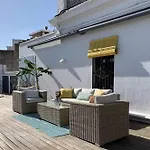 Penthouse With Large Private Terrace With Views Cathedral