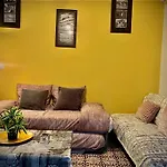 Violeta Apartment With Cozy Balcony Sevilla
