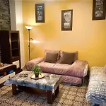 Violeta Apartment With Cozy Balcony Sevilla