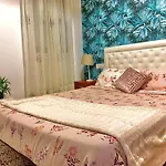 Violeta Apartment With Cozy Balcony Sevilla