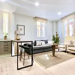 Lira Suite Home, Sevilla Centro