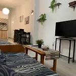 Violeta Loft B Chill Out Sevilla