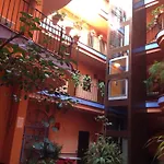 Patio de La Alameda