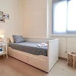 Teodosio Apartment Free Parking & Central Ac