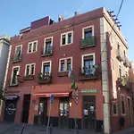 Atico Centrico Plaza Moravia ,San Julian.