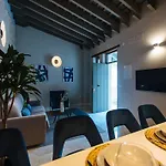Rocio Suites Apartments