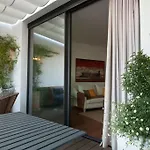 Exclusiva Casa Con Terraza