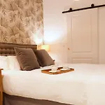 Precioso apartamento con patio en La Alameda