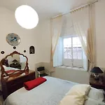 Piso En El Casco Antiguo Con Patio Privado