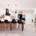 Stunning Apartment In Nervion