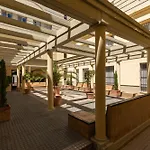 Conde Center Premium Suites, Free Parking