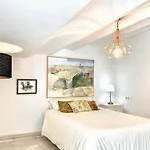 Charming 2 Bedroom Boutique Triplex Apartment With Private Terrace At Seville City Center By Ocityzen
