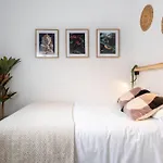 Calma Muralla House-Two Bedrooms & Two Bathrooms