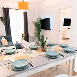 Downtown Apartment 3 Bedrooms, 2 Bathrooms, Wifi