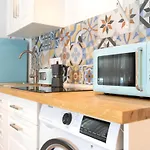 Estudio Con Jacuzzi Privado En El Barrio De Triana