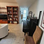Centrally Located In Old Palace House