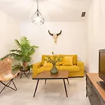Divina Central Style By Valcambre