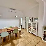Acogedor Apt 8Pax 4Bdr 2Bth - Cozyhomesevilla3