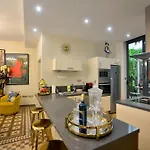 Classic And Luxury- 2Bd 2Bth- Sierpes