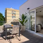 Casa Pizarro, By Homing U