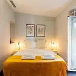 C2 Apartment With Terrace In The Arenal, Cathedral
