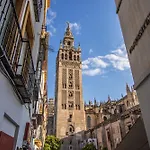 Duplex Con Terraza Privada Y Vistas A La Catedral