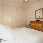Penthouse In Restored C19Th Home