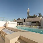 Isg Apartments Faustino 45-0