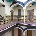 Genteel Home Casa Augusto Plasencia