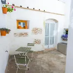 La Clara Domus