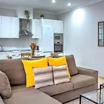 Calle Feria Deluxe