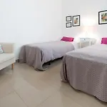 Apartamentos Diaber Larana
