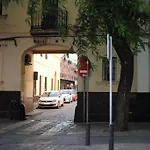 Triana Home & Free Parking