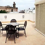 Singular Castellar