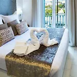 Betis 7 Luxury Boutique Apartments