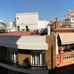 La Casa Amarilla