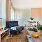 Hsh Suites Republica