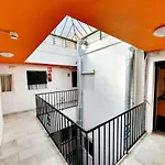 Arc House Sevilla (Adults Only)